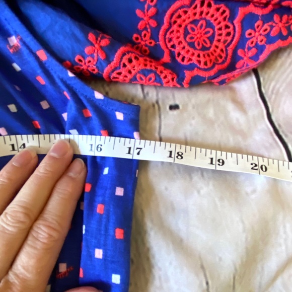 NWT Lilly Pulitzer Kalama Off-the-Shoulder Smocked Dress - Picture 10 of 14